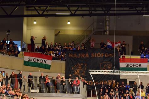 Siófok KC klub logó és csapatkép