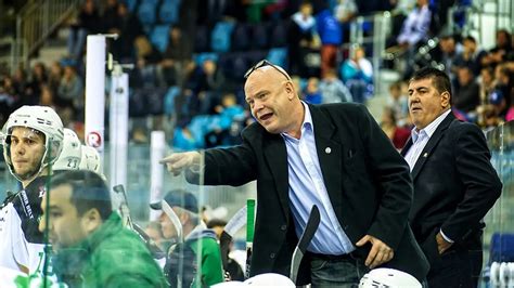 A Ferencváros jégkorongcsapatának logója zöld-fehér színekben