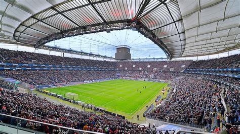 A stadion felújításának fázisai