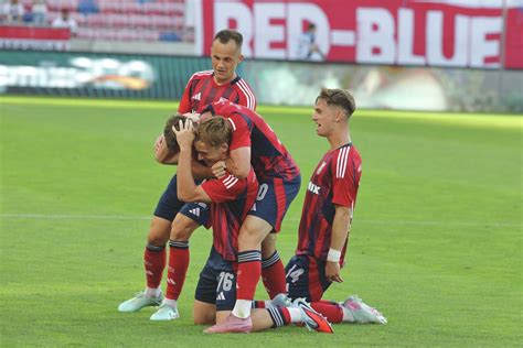 A Bundesliga mérkőzéseinek hangulata, szurkolók és játékosok