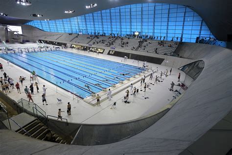 London Aquatics Center épülete