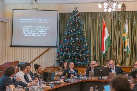 Online megbeszélés a bizottsági tagok között