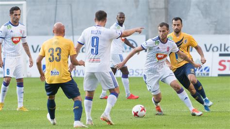 A Mol Vidi FC játékosai a BL-rájátszás mérkőzésén