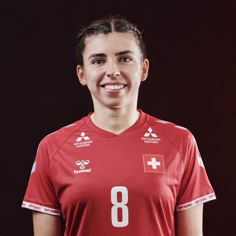 Mia Emmenegger a Team Esbjerg mezében