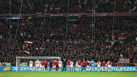 Telt stadion és szurkolók a 2. Bundesligában