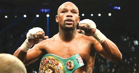 Floyd Mayweather mérlegelésen