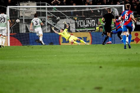Európa-Liga mérkőzés pillanata