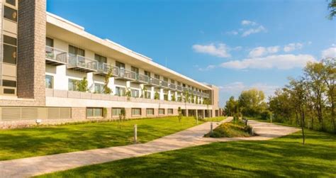 A Sporthotel Balatonfüred épülete
