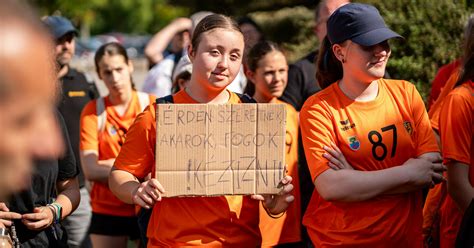 Érd városának támogatása a kézilabdacsapat iránt