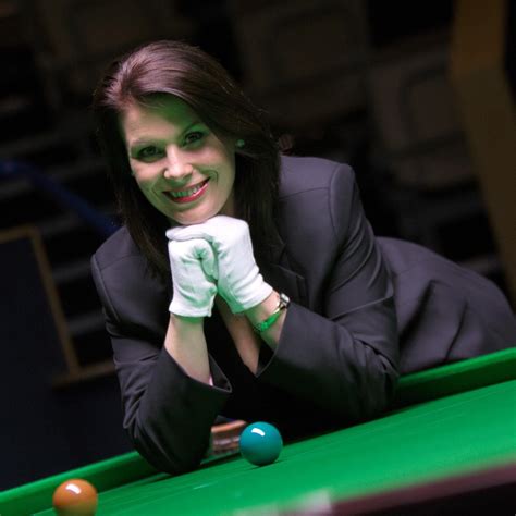 Michaela Tabb fiatalon, pool játékvezetőként