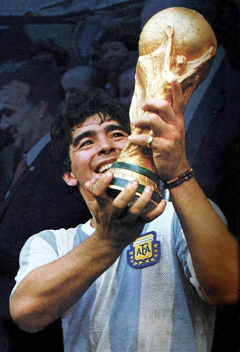 Diego Maradona fiatalon az argentin válogatottban