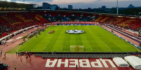 A Crvena Zvezda labdarúgói az Európa-liga mérkőzésen