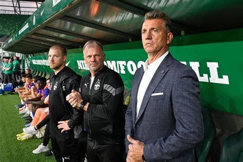 Mészöly Géza az Újpest edzői padján