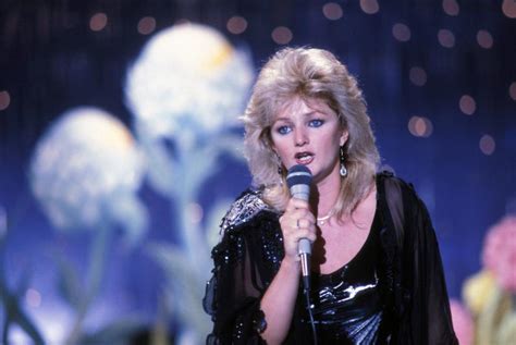 Bonnie Tyler az Eurovízió színpadán