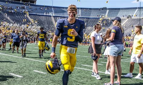 Michigan Stadium egy amerikai futball mérkőzésen