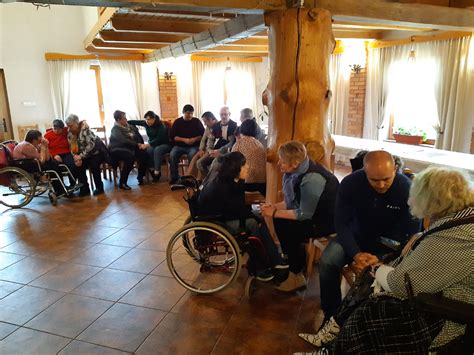 A Grassroots labdarúgás sokszínűsége: gyerekek, felnőttek és fogyatékkal élők együtt játszanak