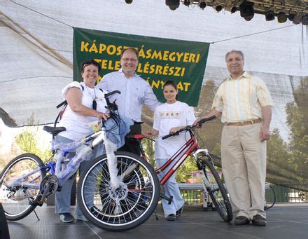 Családok és fiatalok közösségi kosárlabdapályán