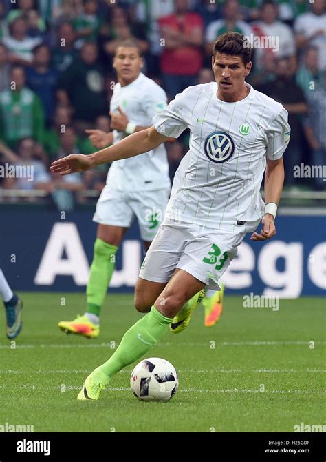 Mario Gomez Wolfsburg mezben
