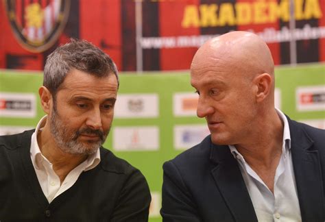 Marco Rossi és Cosimo Inguscio a Budapest Honvéd edzői stábjaként