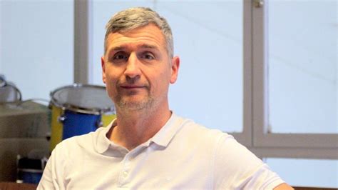 Dabrowski Norbert, az Eger vezetőedzője a medence szélén