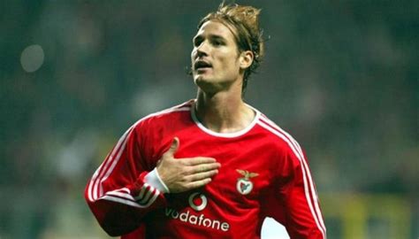 Fehér Miklós Porto vagy Benfica mezben