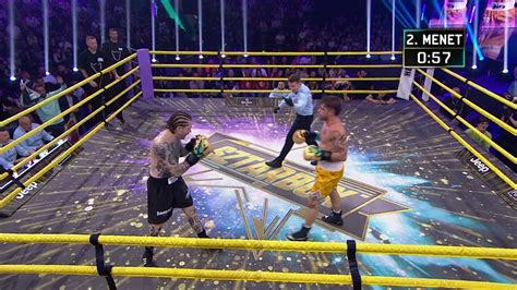A ringben zajló küzdelem pillanatai