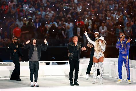 Hip-hop legendák a Super Bowl LVI színpadán