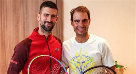 A 2012-es Australian Open döntőjének pillanata: Novak Djokovic és Rafael Nadal kimerültsége