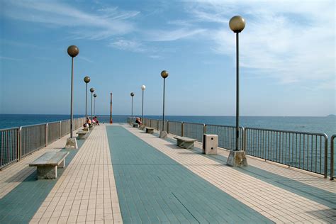 Pietra Ligure történelmi központja és vára