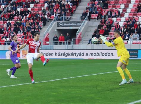 Archív felvétel a DVTK és az Újpest mérkőzéséről