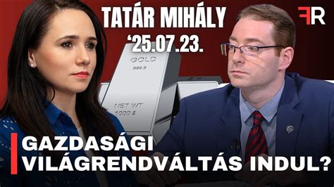 Tatár Mihály fiatalon, lendületes támadómozdulat közben