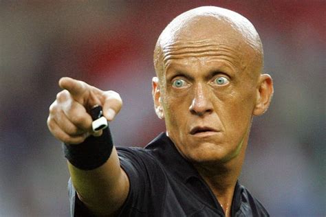 Pierluigi Collina portré