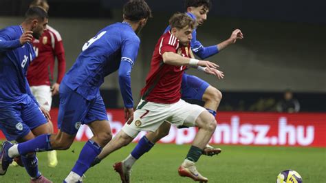 A gól ünneplése egy futballmérkőzésen