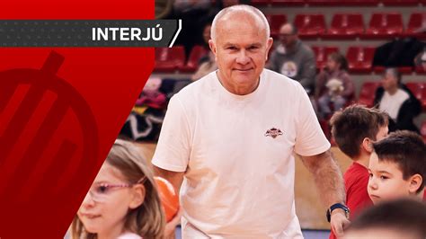 Zsiga Gyula kézilabda edző portréja