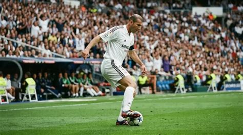 Zidane csel (roulette) illusztrációja lépésről lépésre