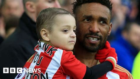Bradley Lowery és Jermain Defoe egy mérkőzésen