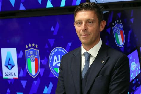 Gianluca Rocchi olasz játékvezető