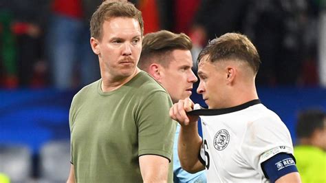 Joshua Kimmich és Julian Nagelsmann a sajtótájékoztatón