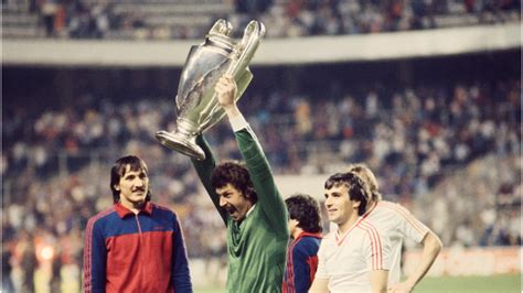 A Steaua Bucuresti ünnepli a BEK-győzelmet 1986-ban