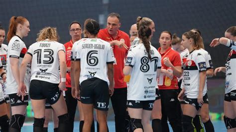 A Metz Handball játékosai mérkőzés közben