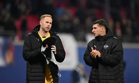 Gulácsi Péter és Orbán Willi az RB Leipzig új elektromos BMW flottájával