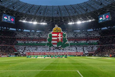 Játékvezetők büntetést jelző kézjelei