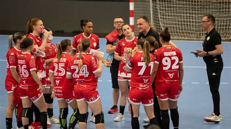 DVSC SCHAEFFLER csapatkép a pályán