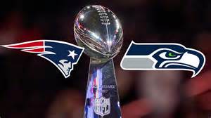 A New England Patriots logója és a Super Bowl győzelmi trófeák