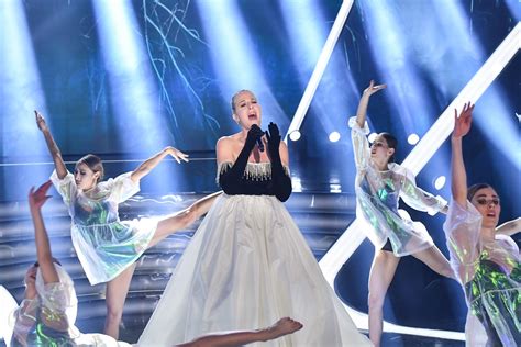 Wolf Kati fellépése az Eurovíziós Dalfesztiválon