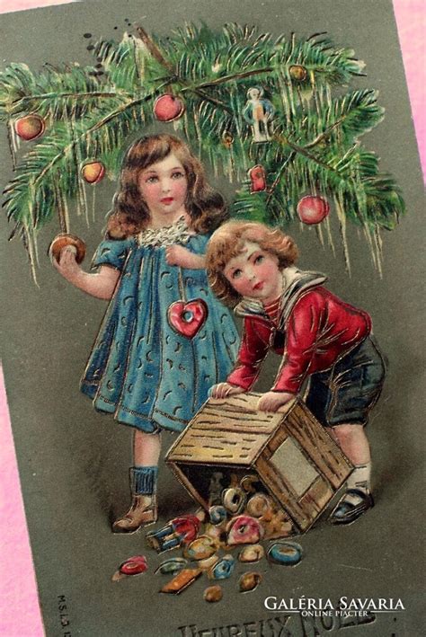 Karácsonyfát díszítő gyerekek