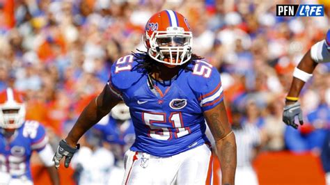 Brandon Spikes akcióban