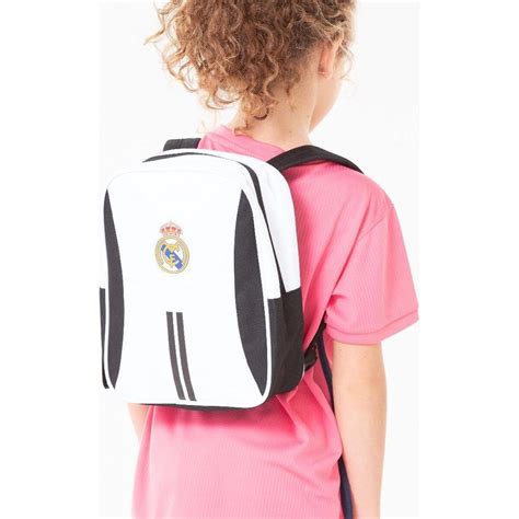 Real Madrid hátizsák használat közben