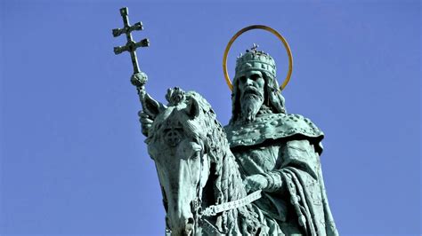Saul király trónra lépése és győzelmei
