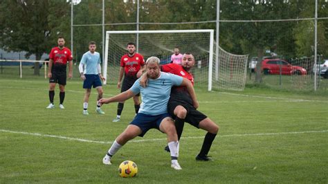 Amerikai futball szabálytalanságok jelzései